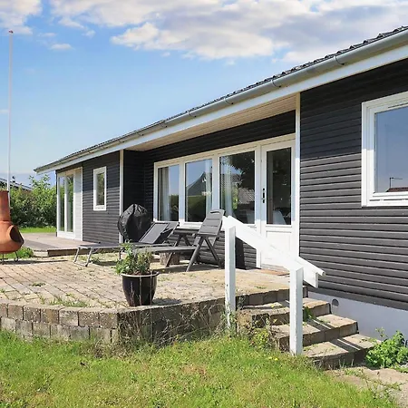 4 Person Holiday Home In Karrebaeksminde-By Traum