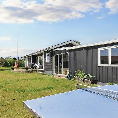4 Person Holiday Home In Karrebaeksminde-By Traum *