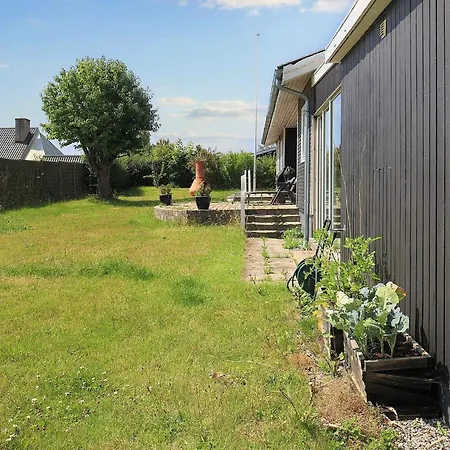 4 Person Holiday Home In Karrebaeksminde-By Traum *